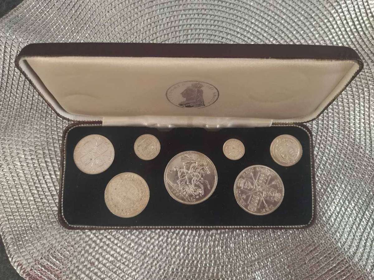 Set of Seven Rare 1887 Queen Victoria Victorian Silver Coins In original case