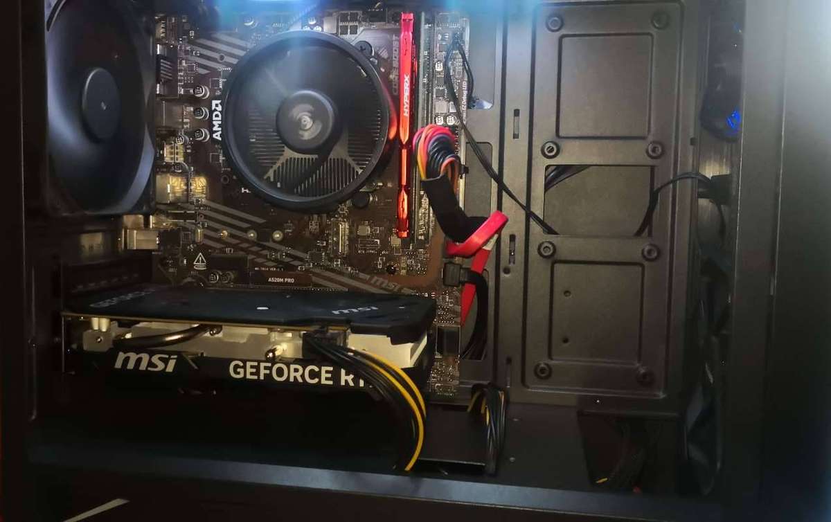 Ryzen 4500, 24gb ram, 4tb,rtx4060 gaming pc