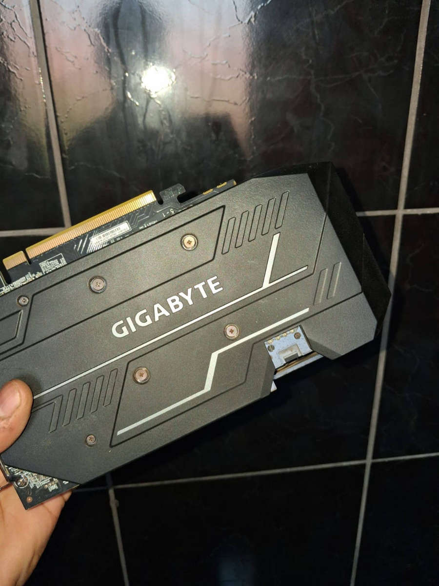 Gigabyte Gtx  1660 super 6 gb ddr6