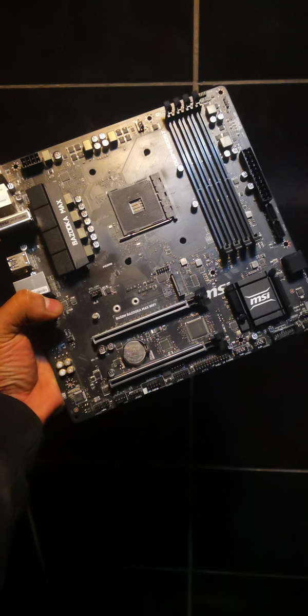 2 x faulty b450m motherboards