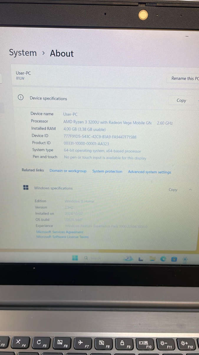 Levono ideal pad L340-15api laptop