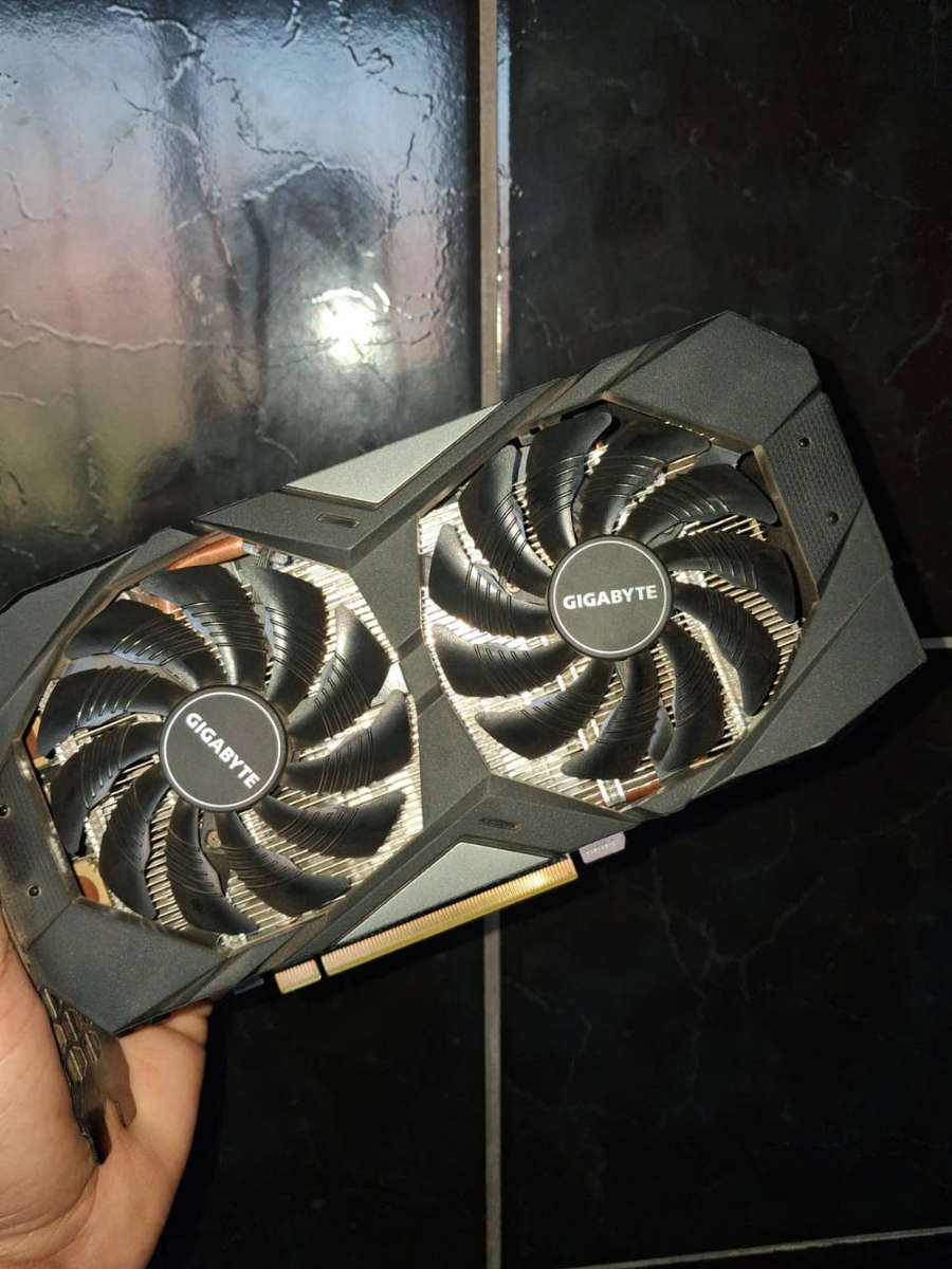 Gigabyte Gtx  1660 super 6 gb ddr6