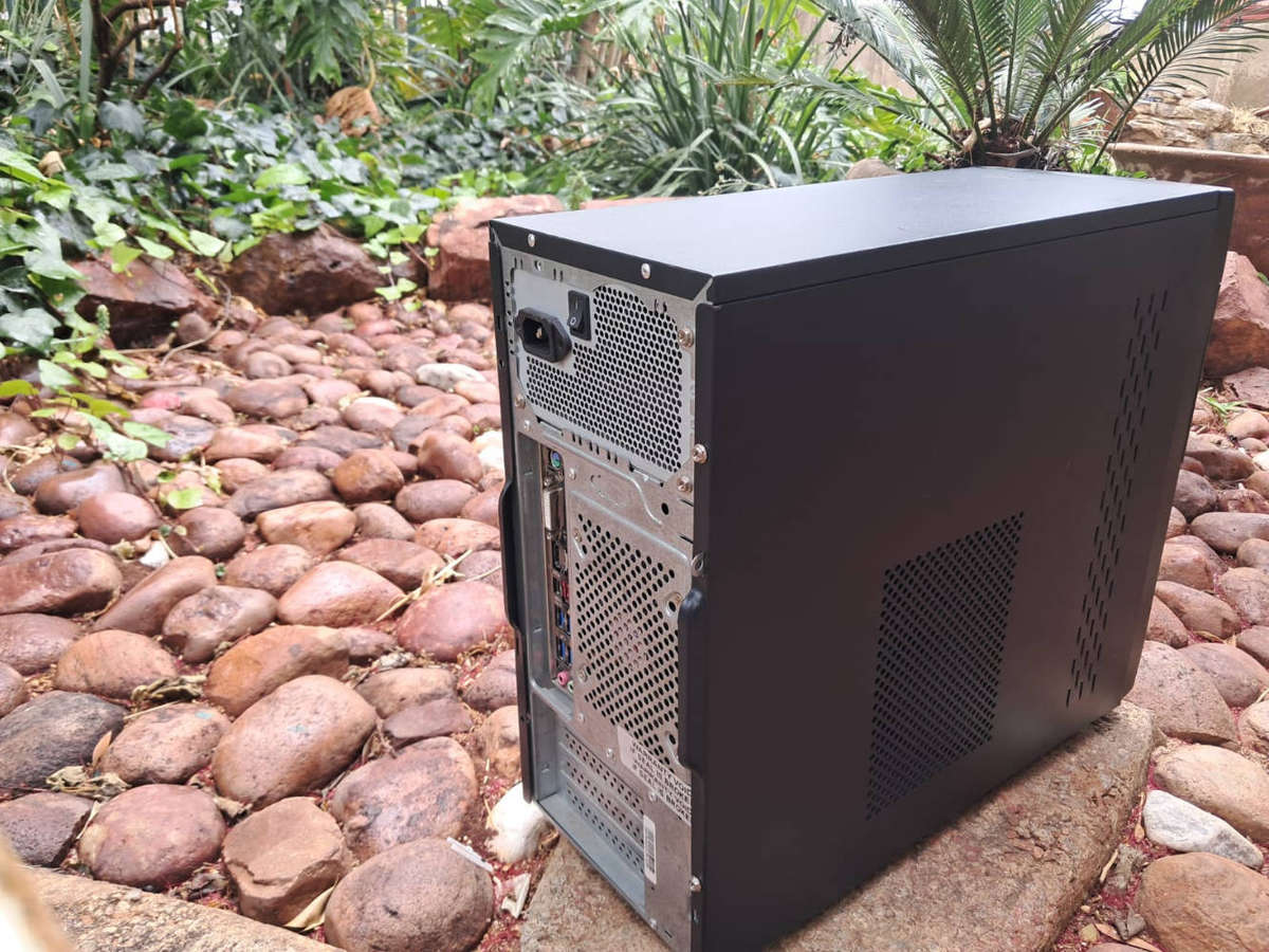 i5 8400, 16 gb ram, 512 ssd