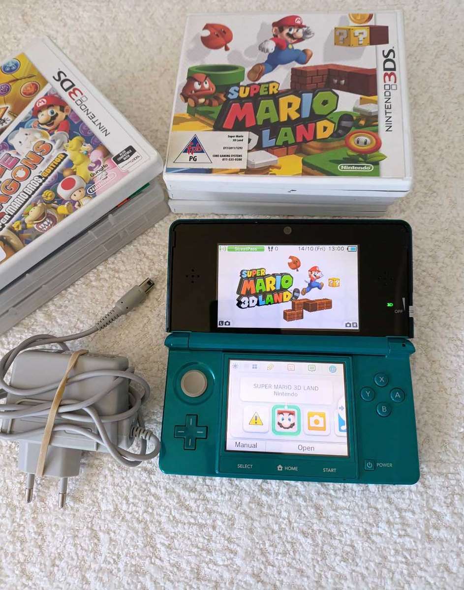 Nintendo 3Ds Console +Games Bundle +Charger