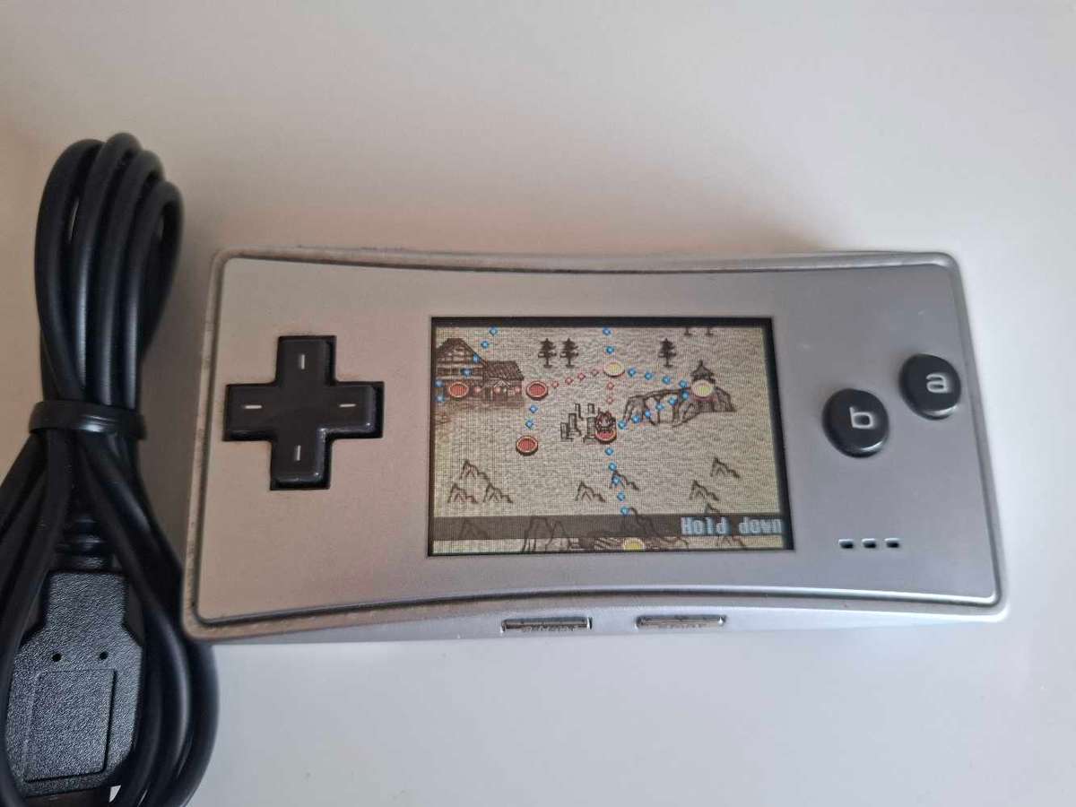 Gameboy Micro +USB Charger
