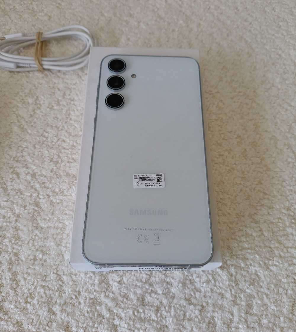 Samsung Galaxy A55 5G /256Gb +Box