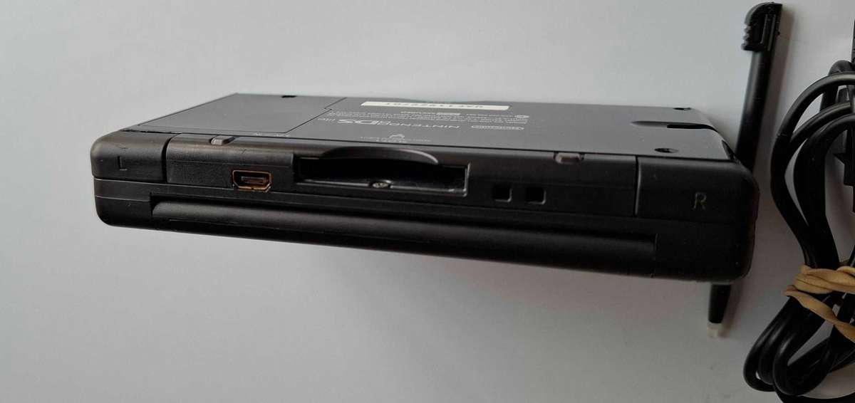 Nintendo Ds Lite Console