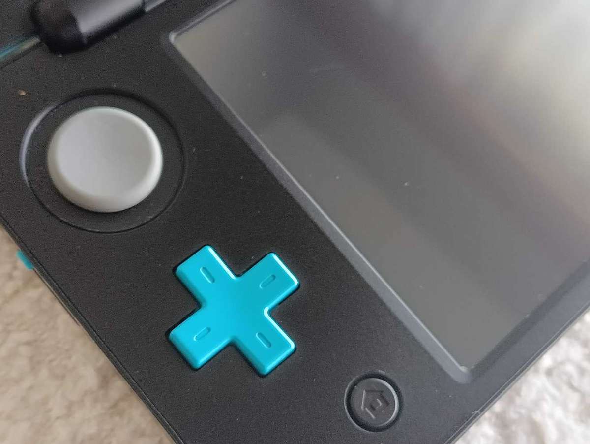 'New' Nintendo 2Ds Xl Console +, Original Charger