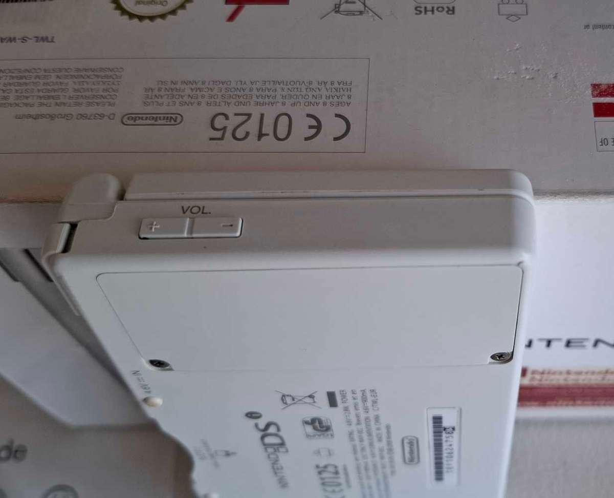 Nintendo Dsi Console White