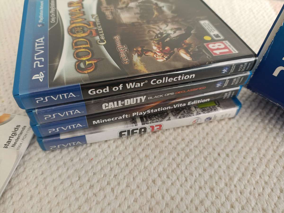 Ps Vita PCH 1004 Console +Games Bundle +Box