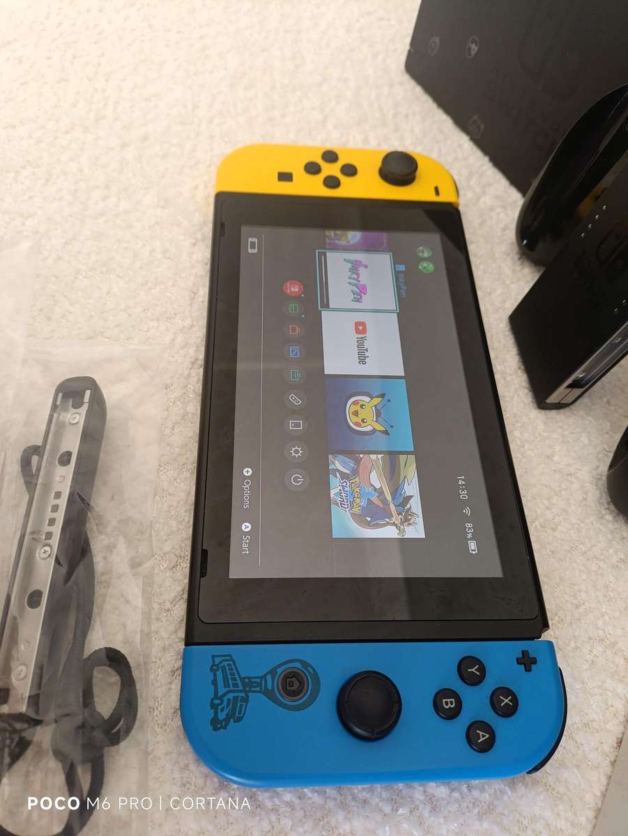 Nintendo Switch Fortnite Edition Console +Box