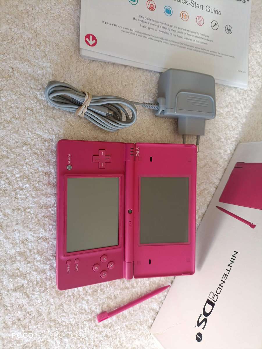 Nintendo Dsi (Rose) European region + Charger + Box and Manuals