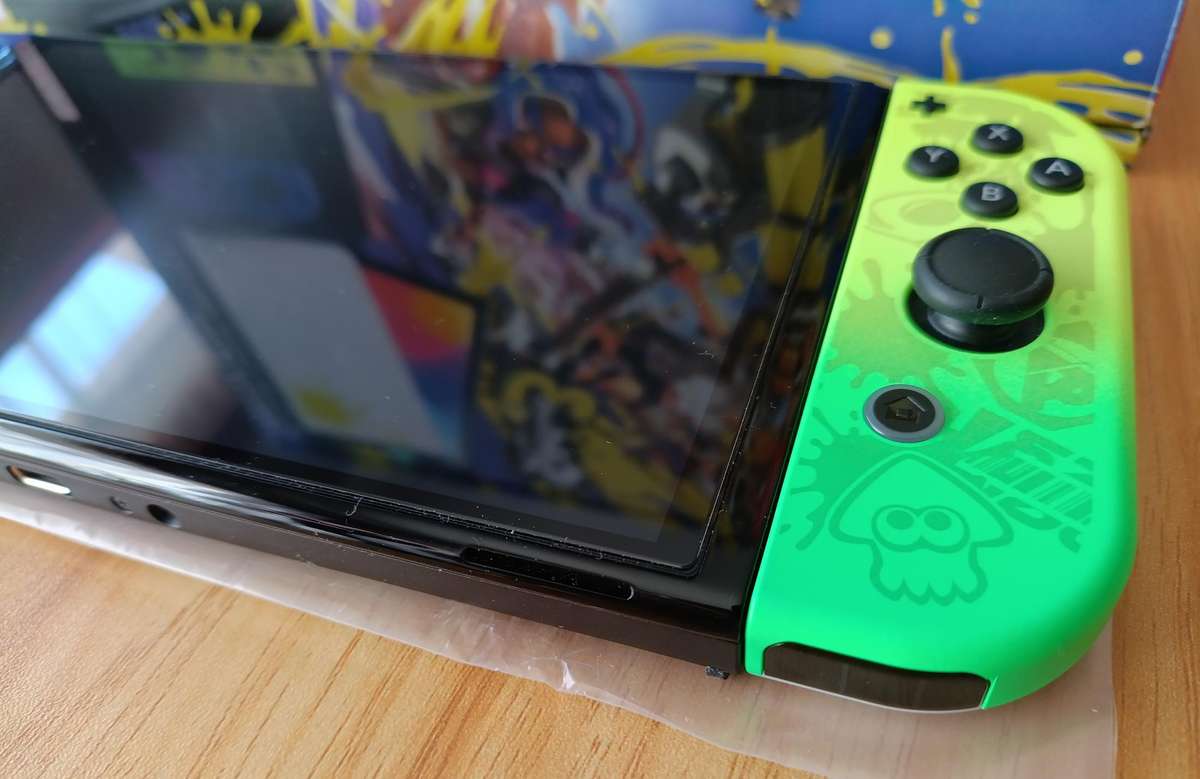Nintendo Switch Oled Console Splatoon Edition +Box