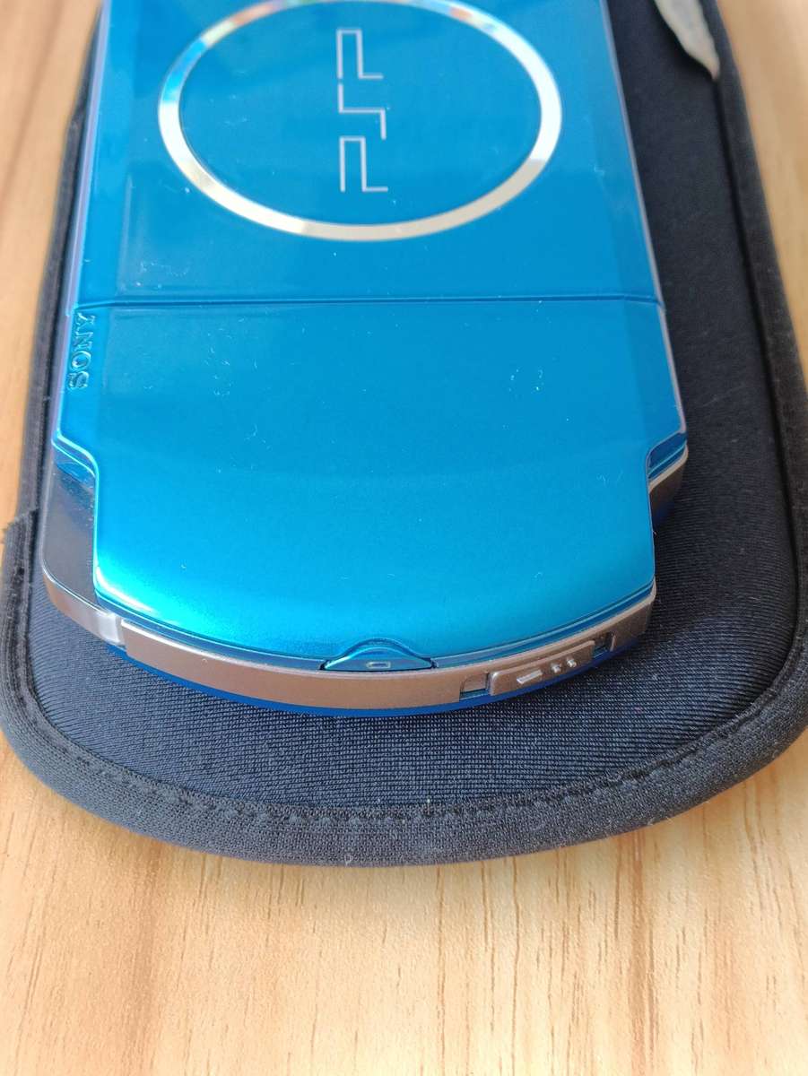 Sony PSP Vibrant Blue +Box