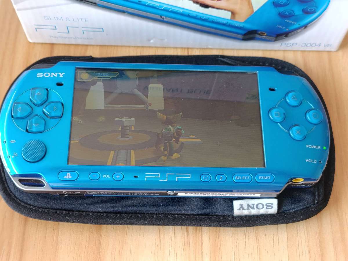 Sony PSP Vibrant Blue +Box