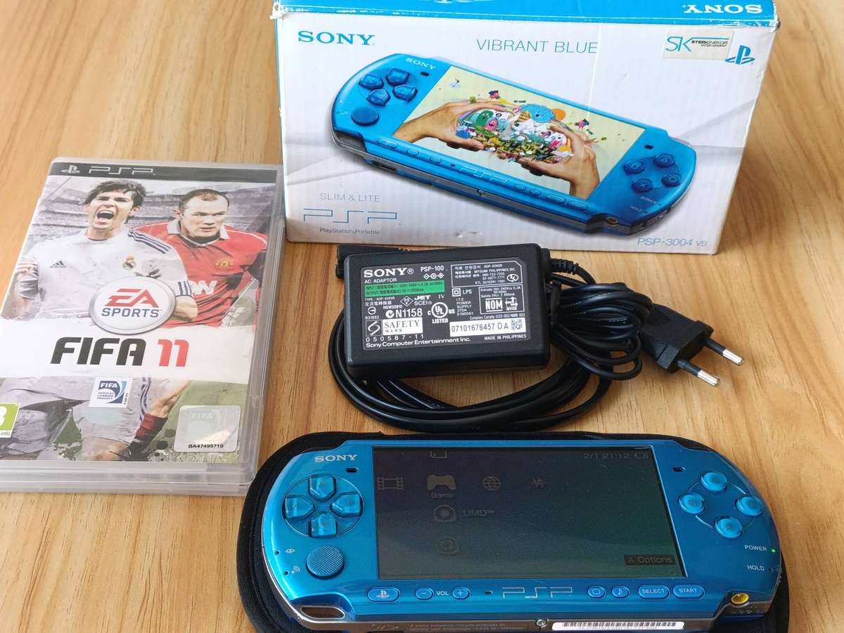 Sony PSP Vibrant Blue +Box