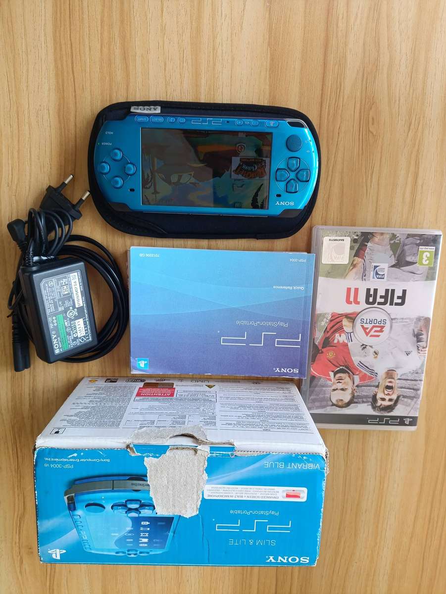 Sony PSP Vibrant Blue +Box