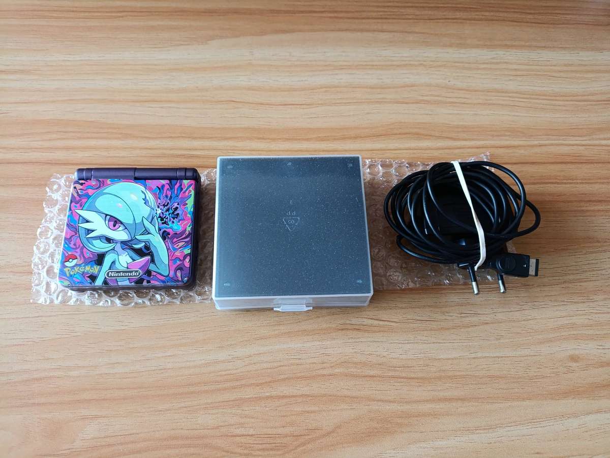 Nintendo Gameboy Advance SP GBA With Custom Pokémon Shell and Laminated IPS Screen