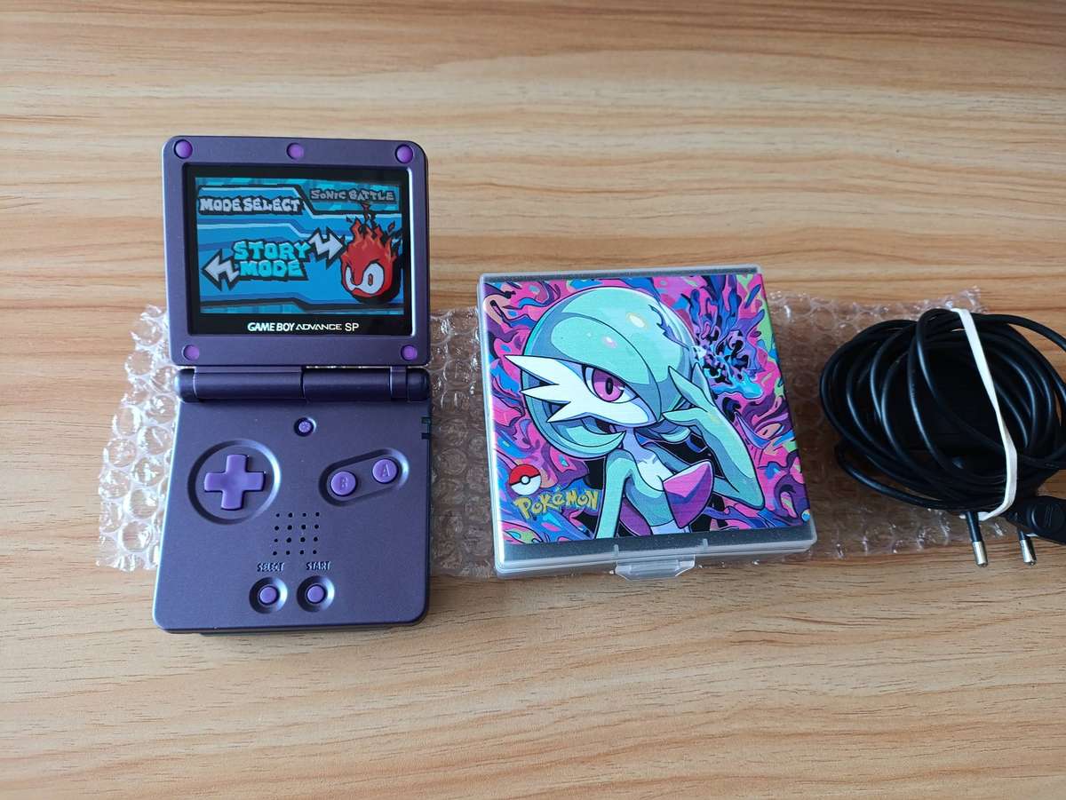 Nintendo Gameboy Advance SP GBA With Custom Pokémon Shell and Laminated IPS Screen