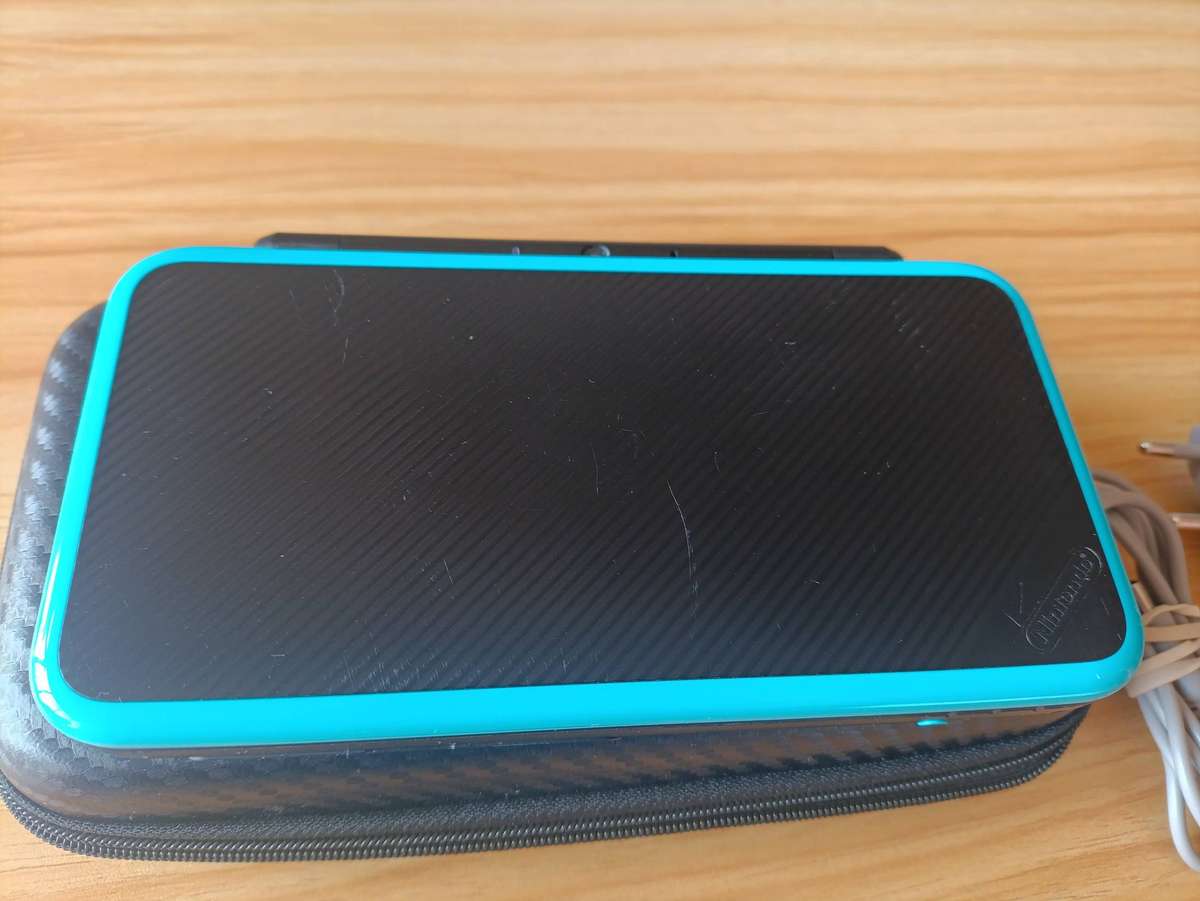 'New' Nintendo 2DS XL Console Euro Region