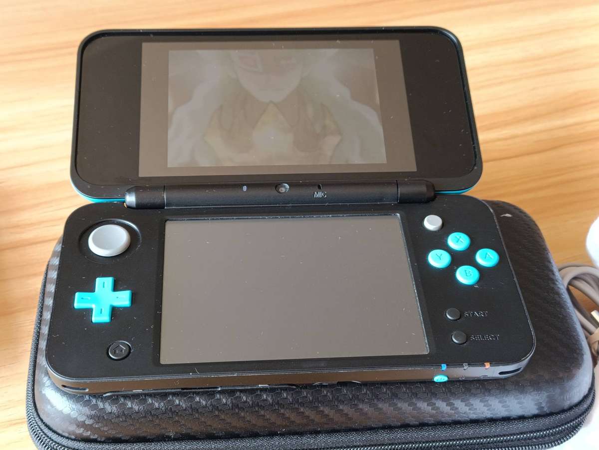 'New' Nintendo 2DS XL Console Euro Region