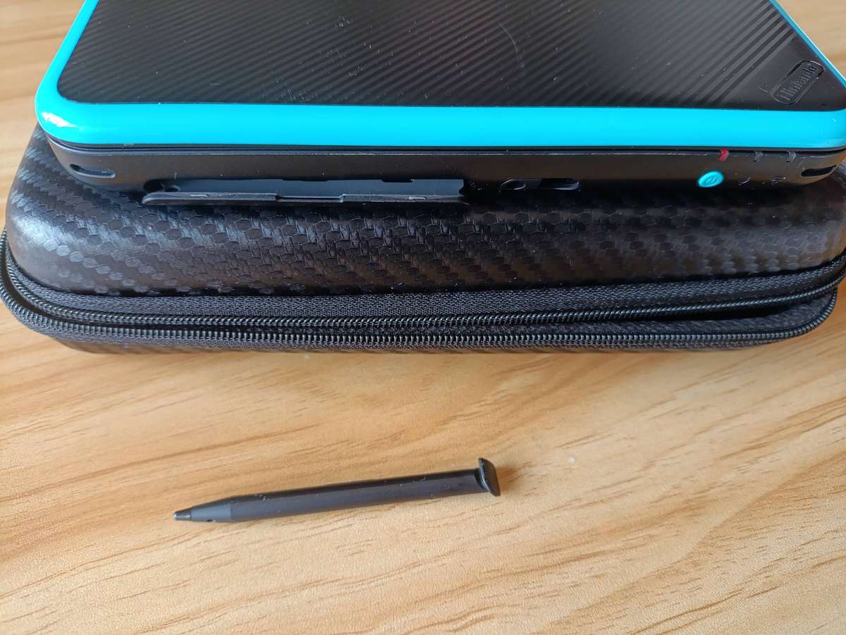 'New' Nintendo 2DS XL Console Euro Region