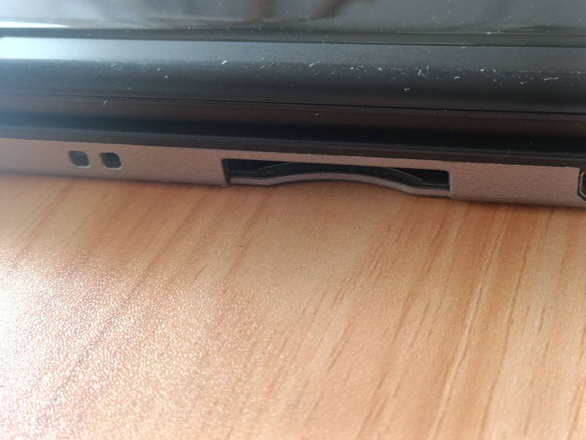 Nintendo Dsi Xl Console +USB Charger