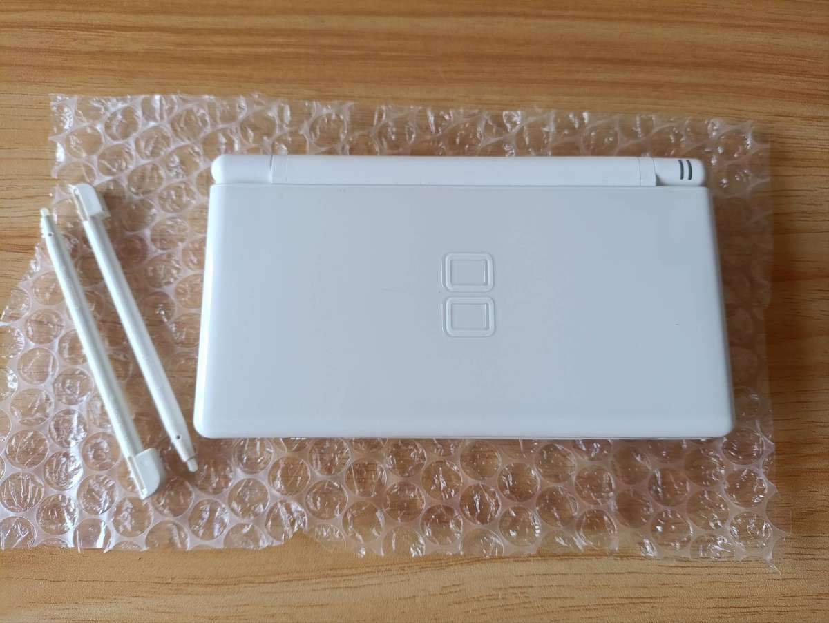 Nintendo Ds Lite Console +Box