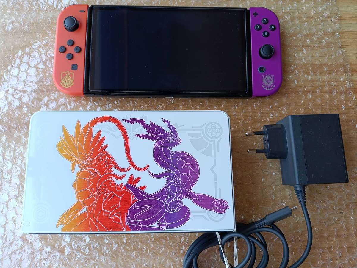 Pokémon Scarlet and Violet Edition Nintendo Switch Oled Console