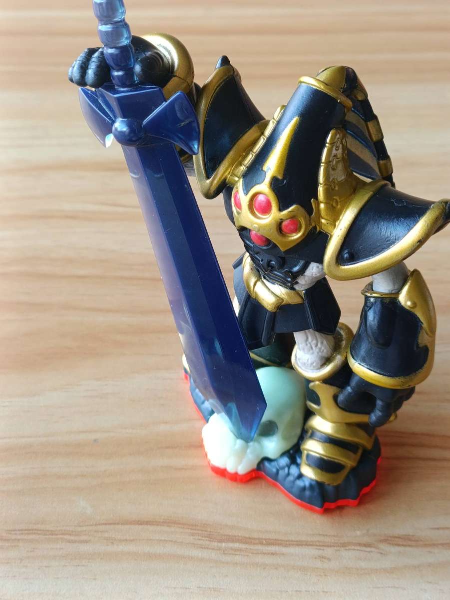 Skylanders Trap Team Krypt King Figurine