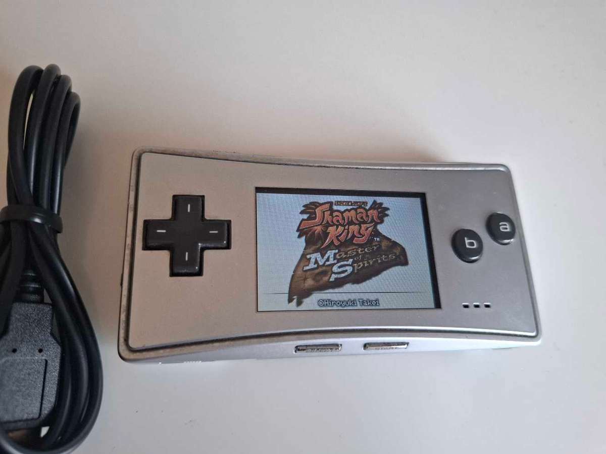 Gameboy Micro +USB Charger