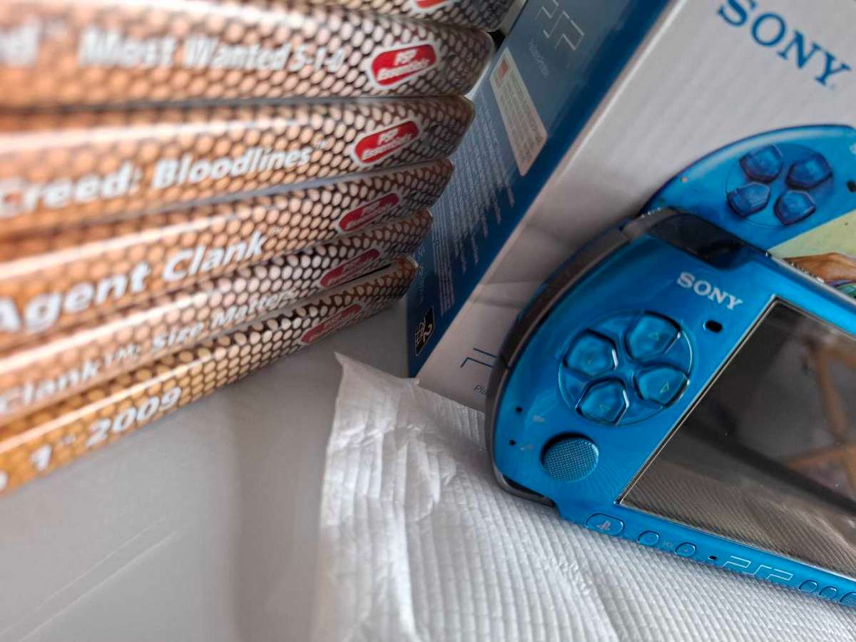 Psp Console +Box + Games