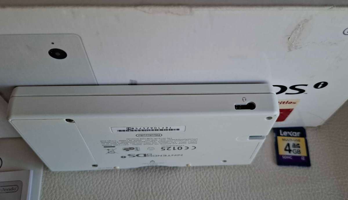 Nintendo Dsi Console White