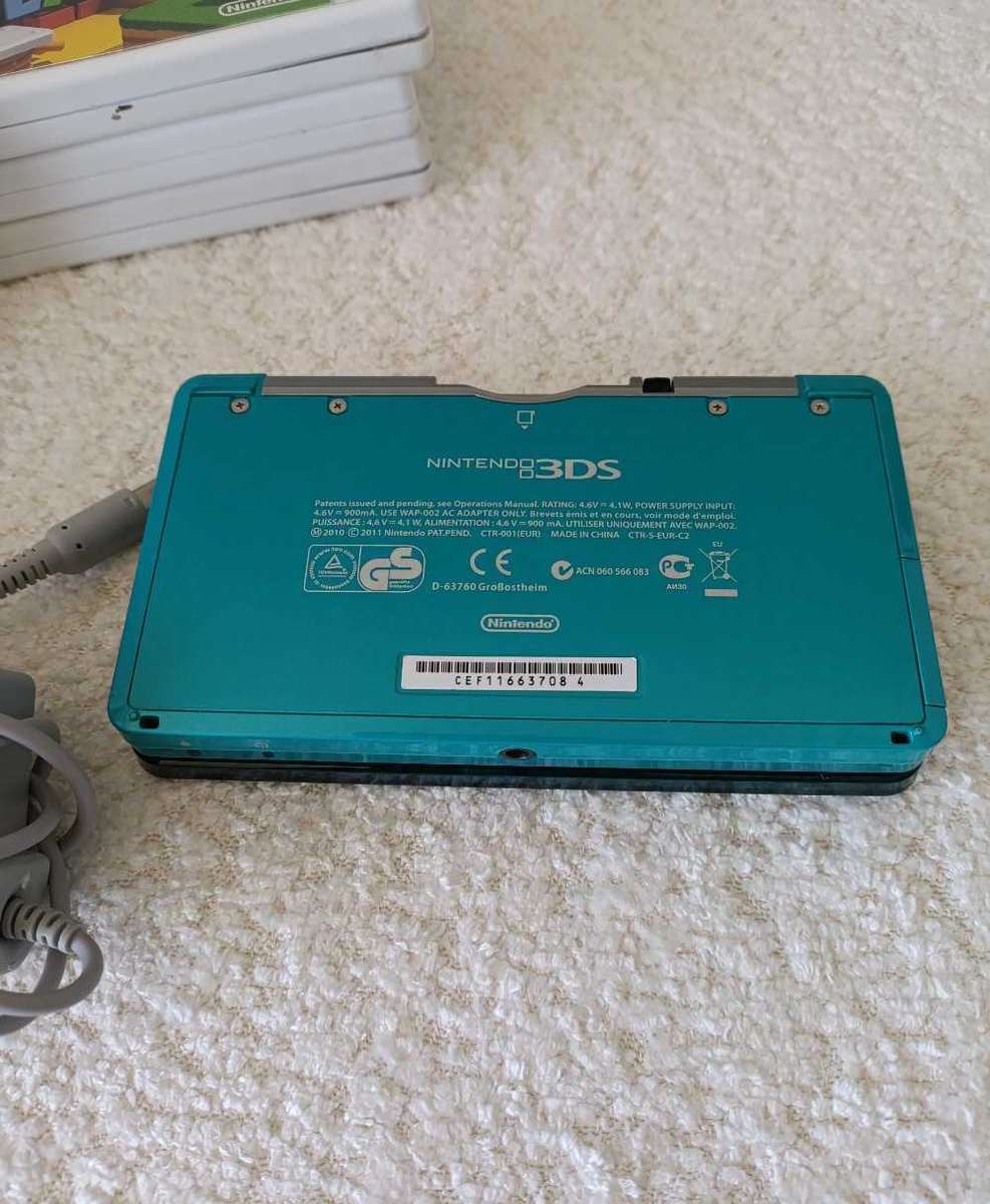 Nintendo 3Ds Console +Games Bundle +Charger