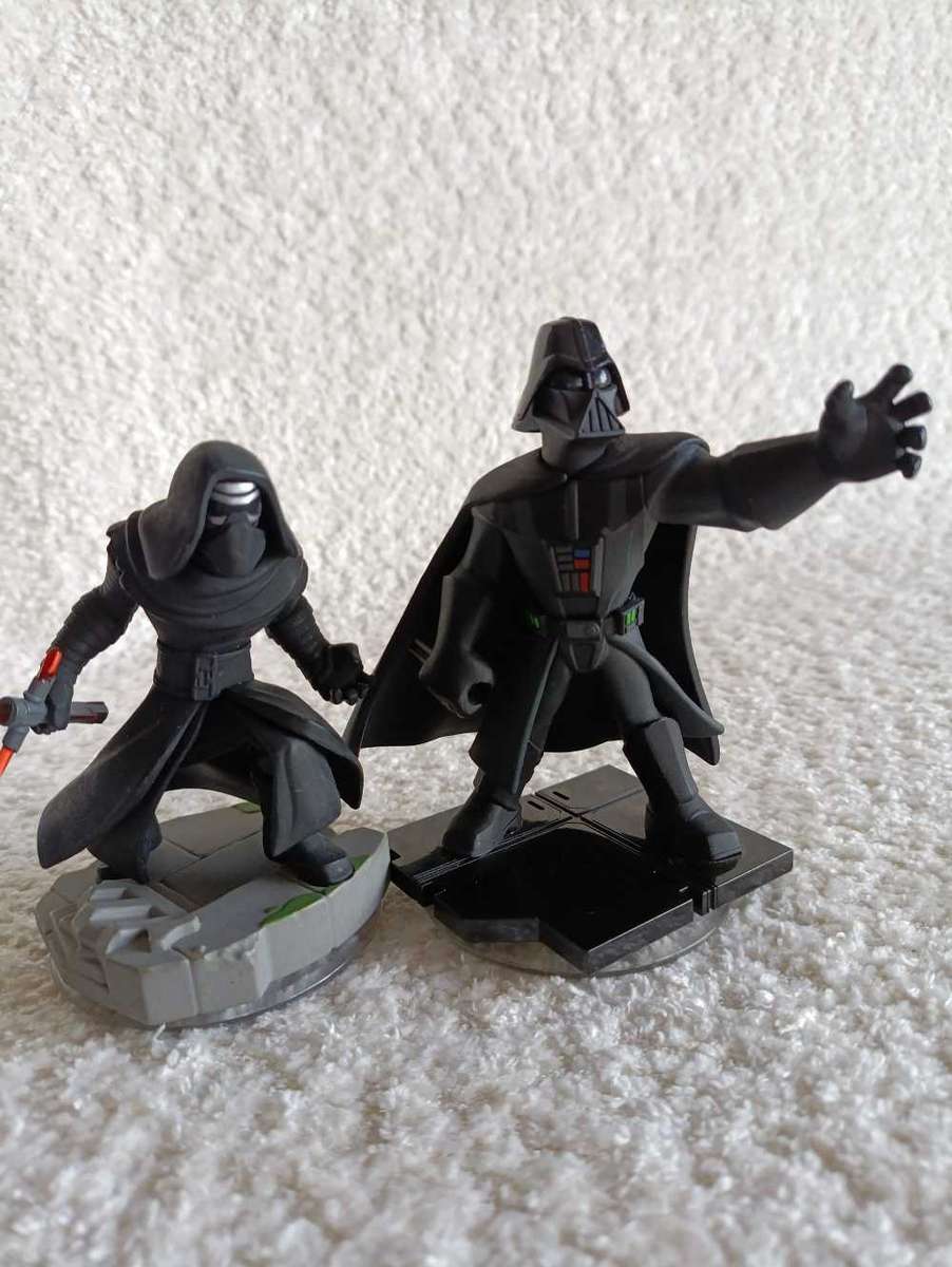 Darth Vader +Kylo Ren Disney infinity 3.0 Bundle As is