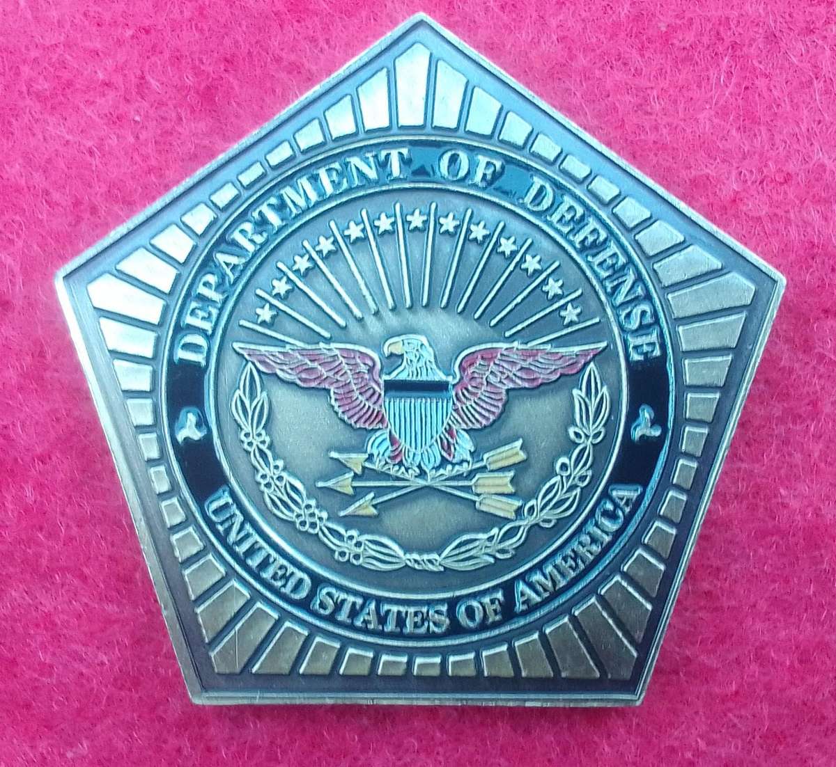 Pentagon ( Department of Defence ) challenge coin