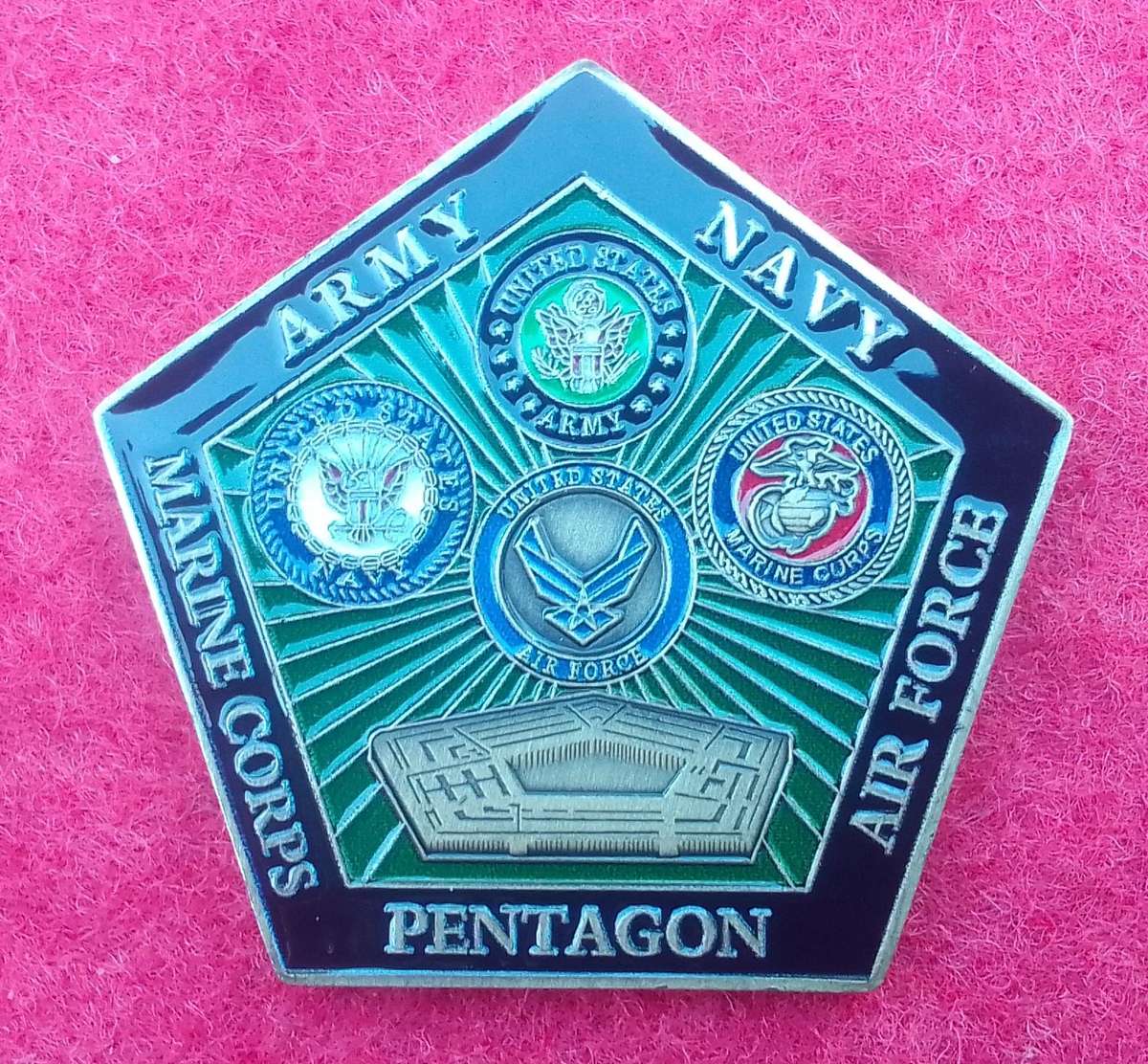 Pentagon ( Department of Defence ) challenge coin