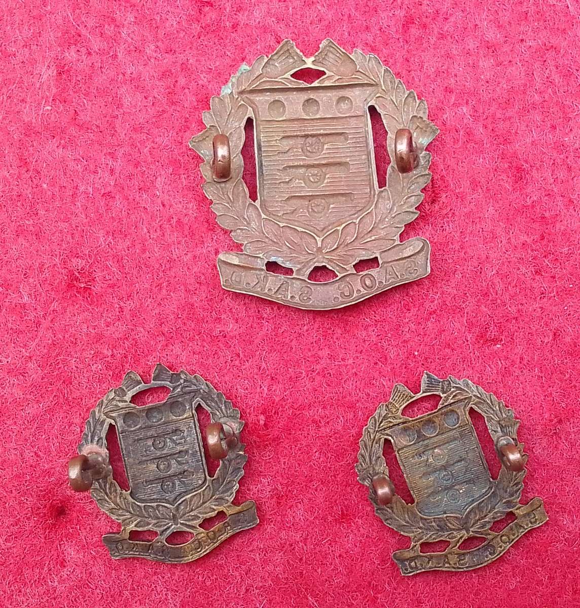 SA Ordnance Services Corps Cap Badge + Collars
