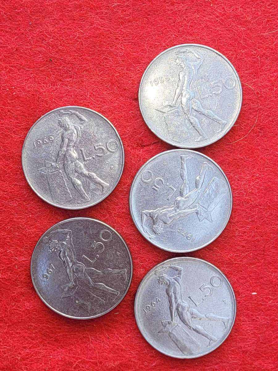 5 X 50 LIRE ITALY COINS