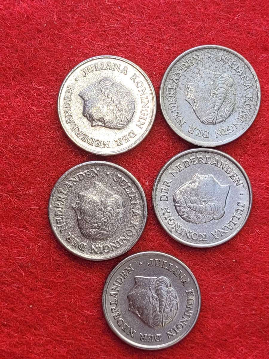 5 X 25 CENT NETHERLAND COINS