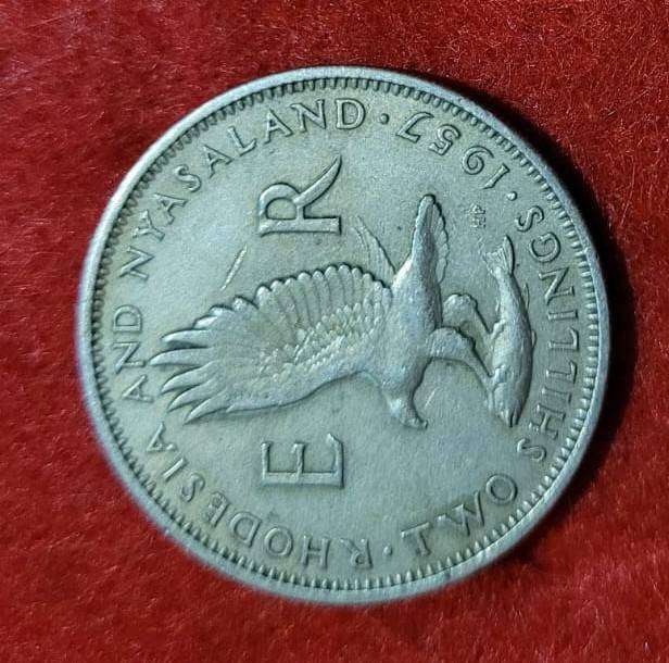 1957RHODESIA & NYASALAND 2 SHILLINGS