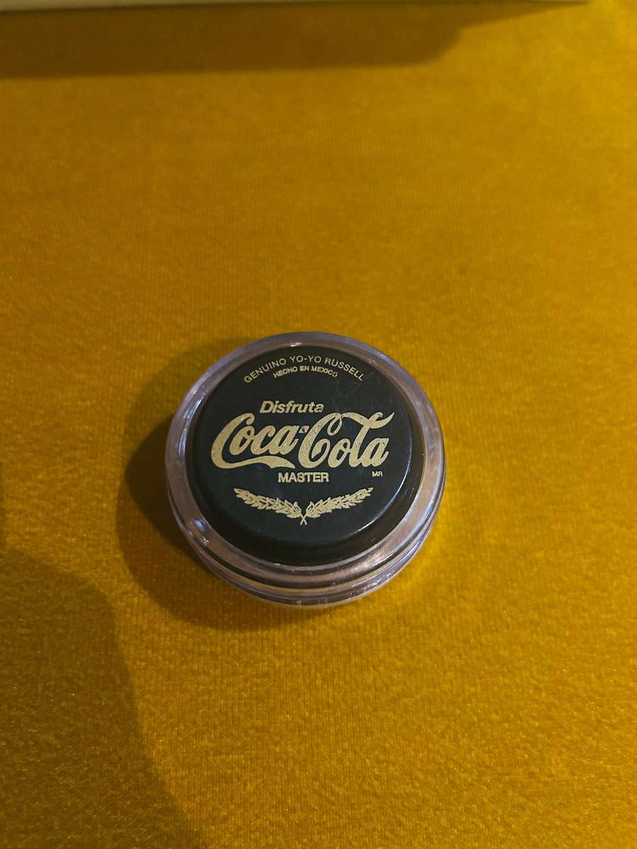 Black Coca Cola Master Russell Yoyo