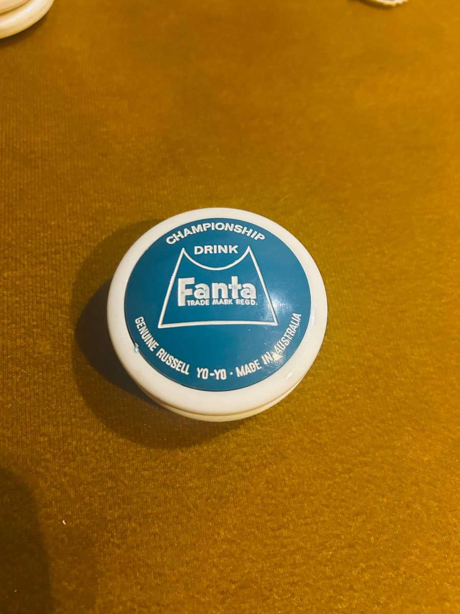 Blue Championship Fanta Russell Yoyo