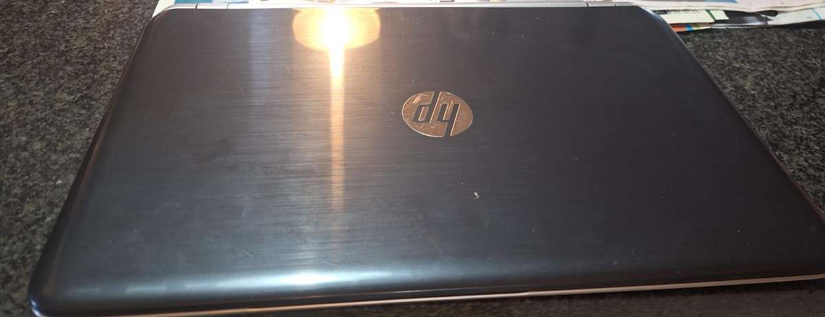 HP Pavilion Intel Core i3 - 3217U