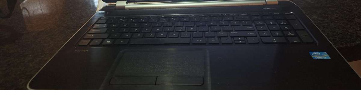 HP Pavilion Intel Core i3 - 3217U