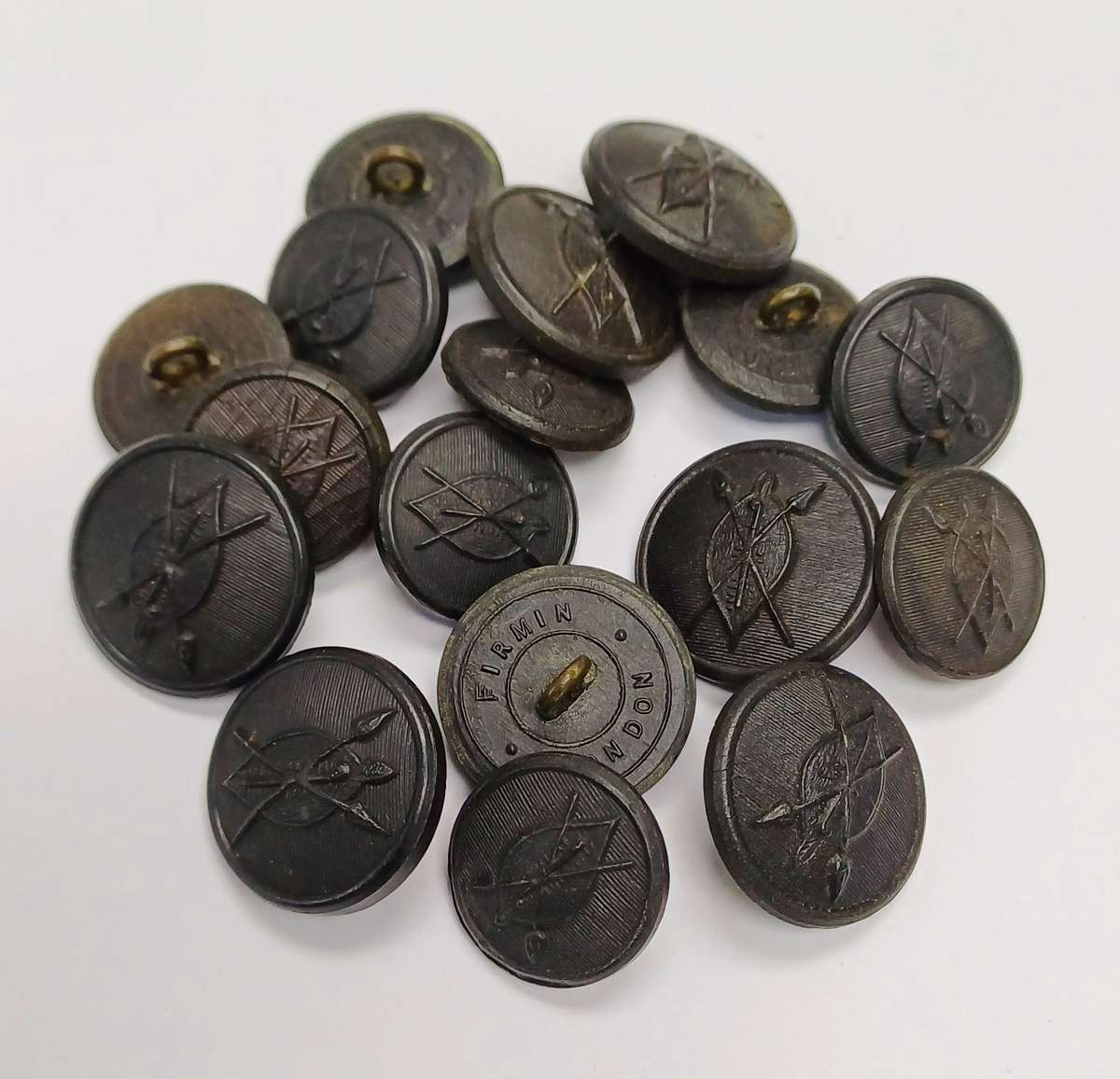 Rhodesia African Rifles WWII Period Firmin Plastic Buttons x 17