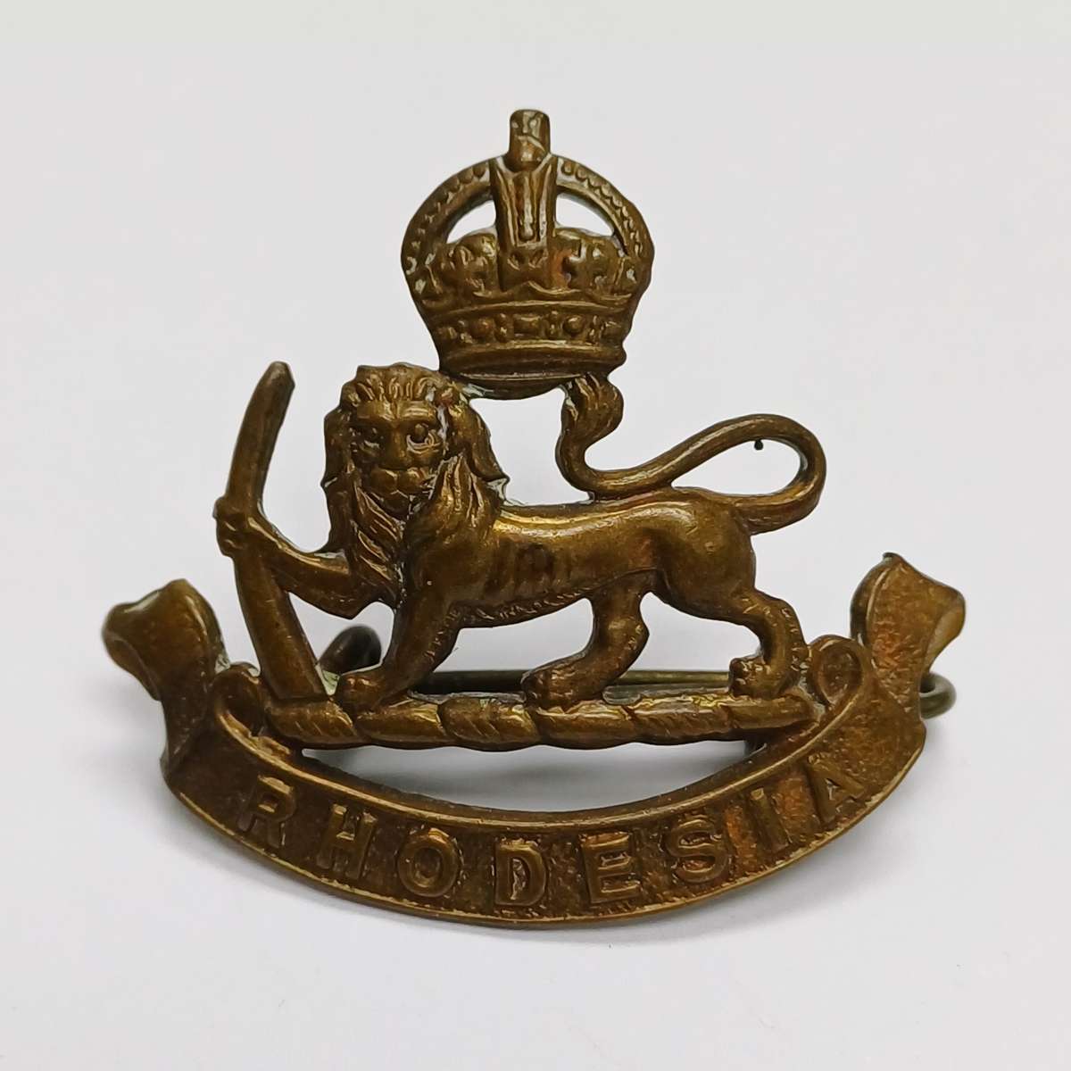 Rhodesia & Nyasaland WW2 Cap Badge