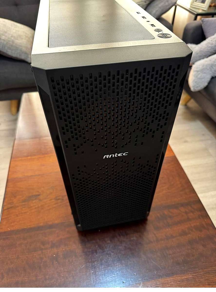 32 Core / 64 Thread Dual Xeon Workstation | 128GB ECC RAM | GTX 1660 Super | 1TB HDD