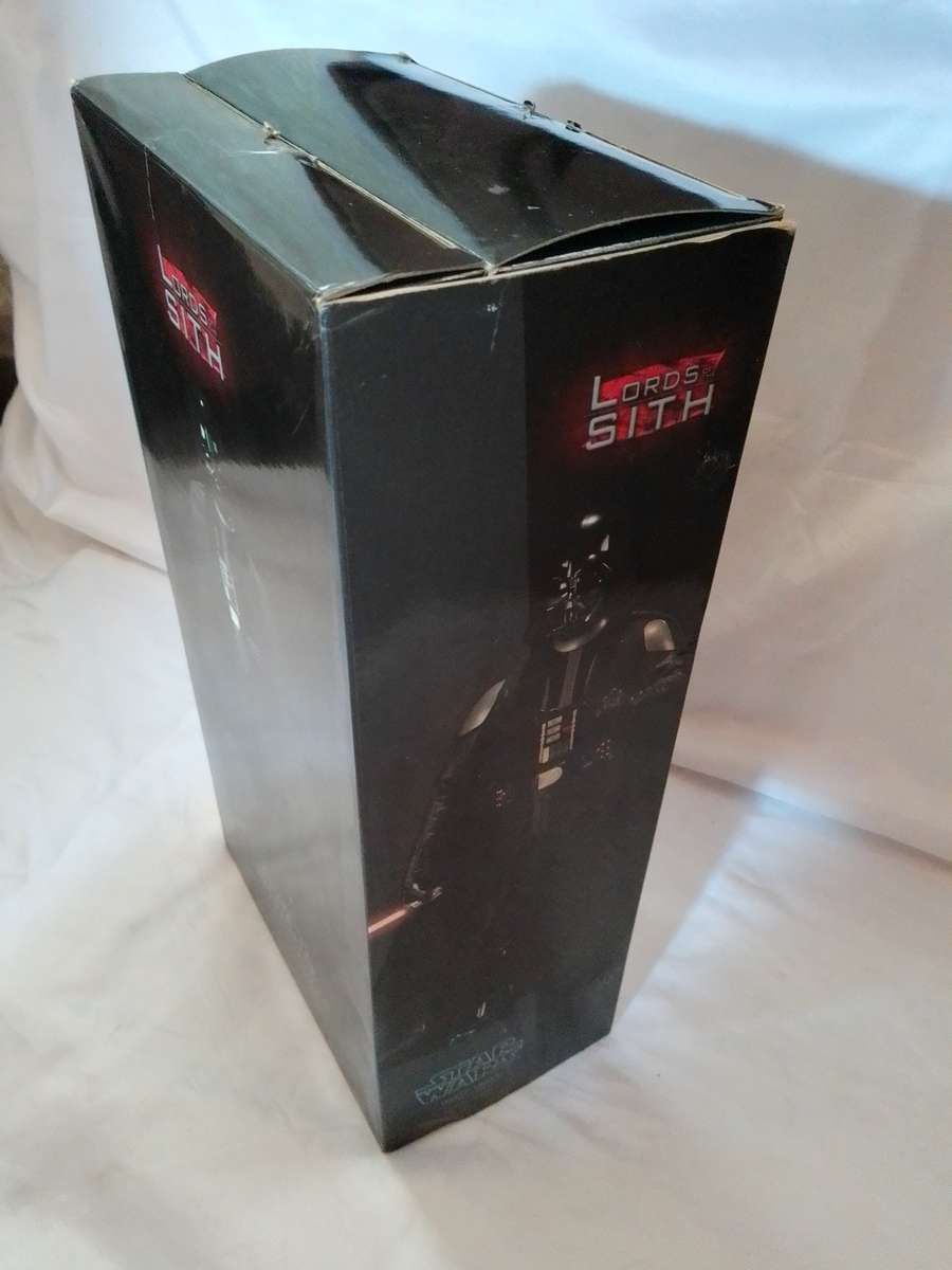 Darth Vader Sith Lord 1/6 Scale Star Wars Episode IV Sideshow Collectible Figure