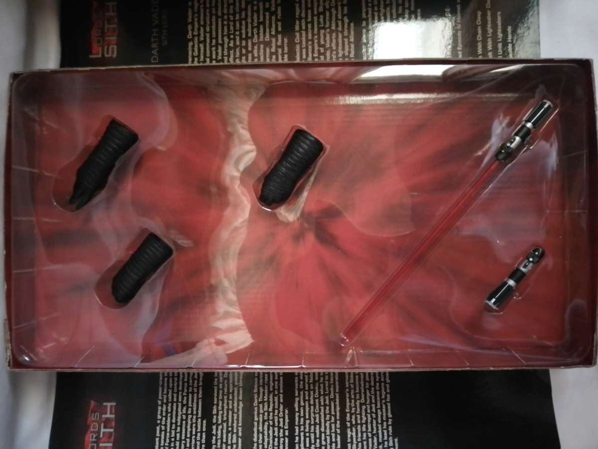 Darth Vader Sith Lord 1/6 Scale Star Wars Episode IV Sideshow Collectible Figure